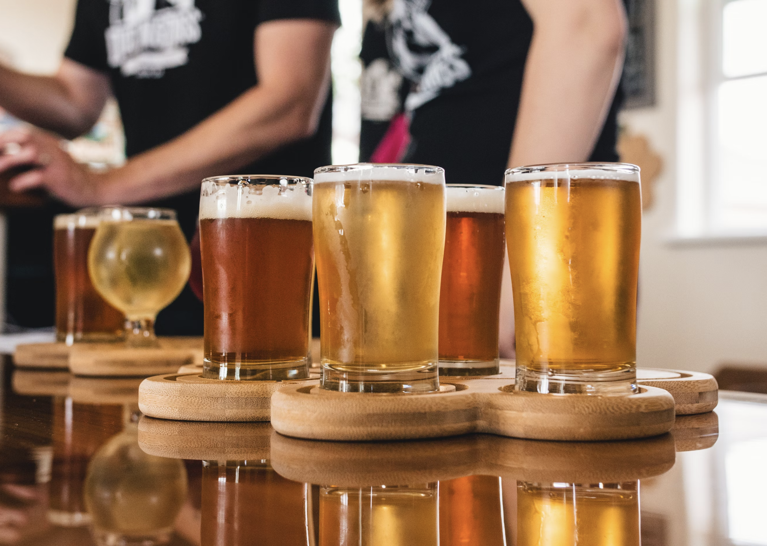 The Art of Hosting Summer Events: From BBQs to Beer Tastings